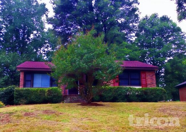 Building Photo - 1133 Penrose Ln