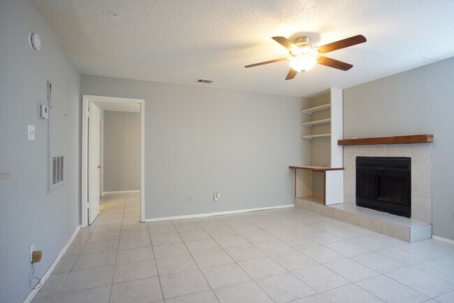 Foto del edificio - 1/1 In North Austin Minutes from Domain