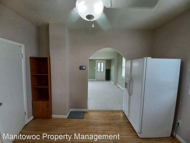 Building Photo - 2 br, 1 bath House - 4110 Broadway St