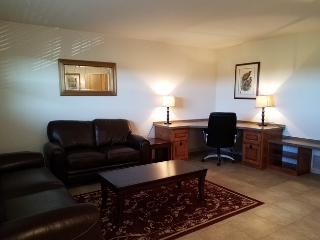Country Club Vista Apartments Ozona, Texas - 106 Fairway Dr