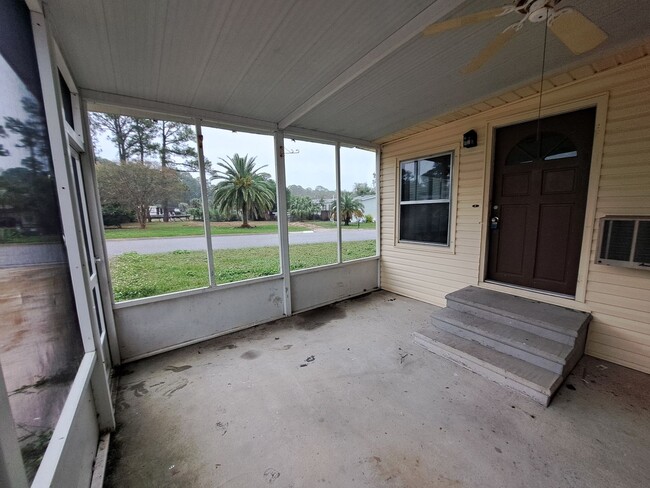 Building Photo - 3BR/2BA Mobile Home with Community Pool