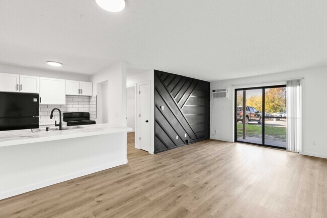 Building Photo - The Cypress | Elevated 2 Bedroom