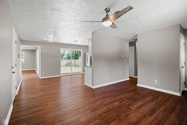 Foto del edificio - 5510 Epperson Ct