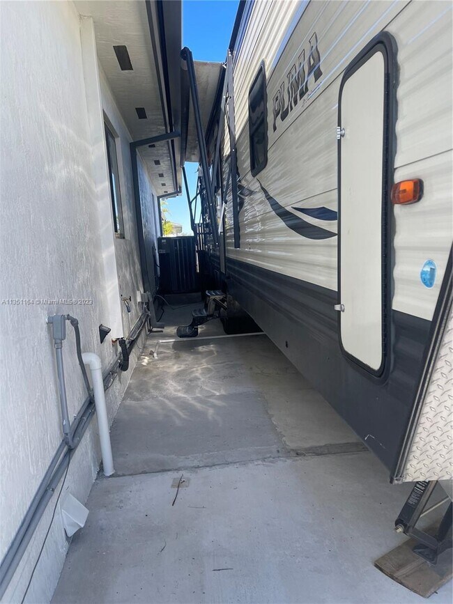 Foto del edificio - 27775 SW 133rd Path