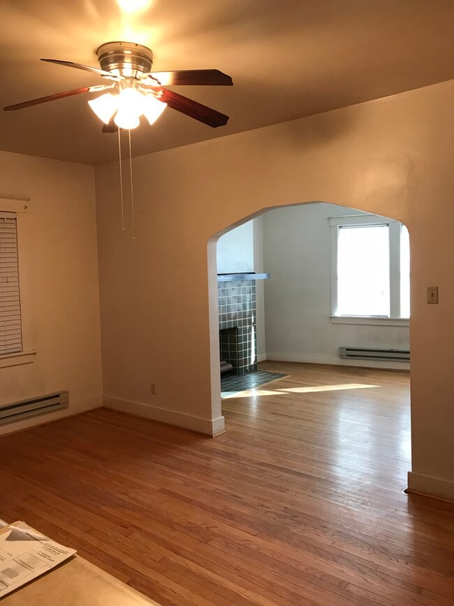 Building Photo - 2902 Espy Ave