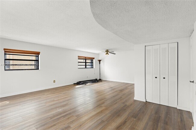 Building Photo - 13745 SW 84th St