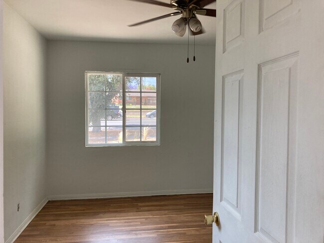 BedRm#1 - 1820 E Orange Grove Blvd