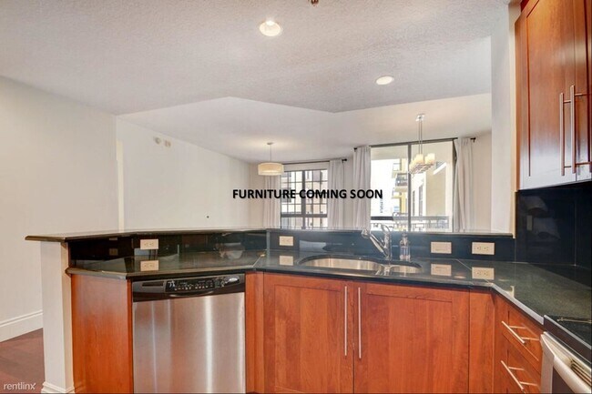 Foto del edificio - 2 br, 2 bath Condo - 701 S Olive Ave Apt 727