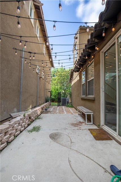 Building Photo - 26384 Keller Dr