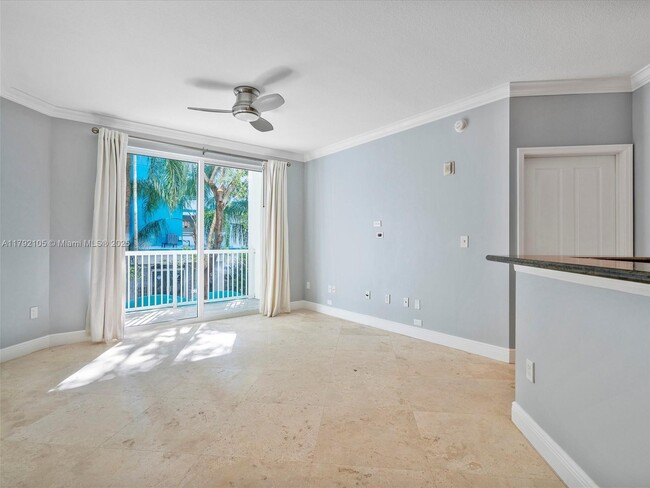 Foto del edificio - 9172 Collins Ave