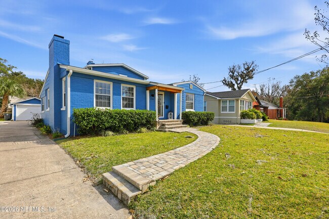 Foto del edificio - 2741 Hendricks Ave