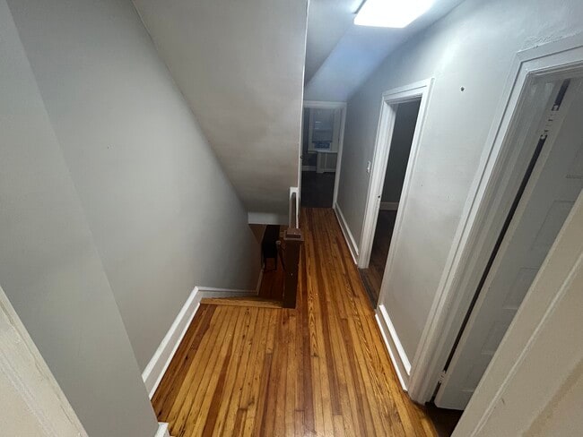 Foto del edificio - 914 Township Line Rd