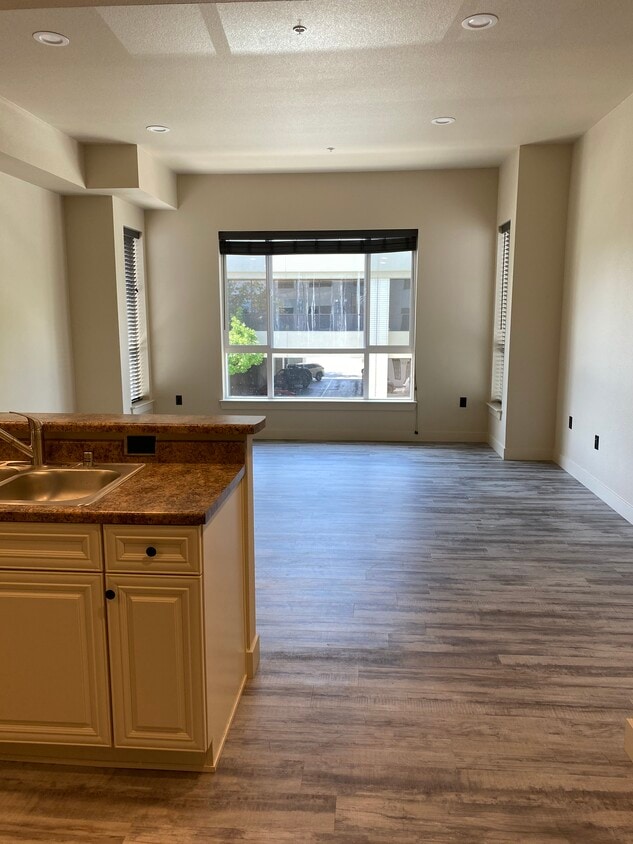 Foto principal - 1300 Market St