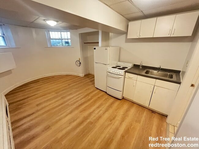 Photo - 503 Beacon St Apartment