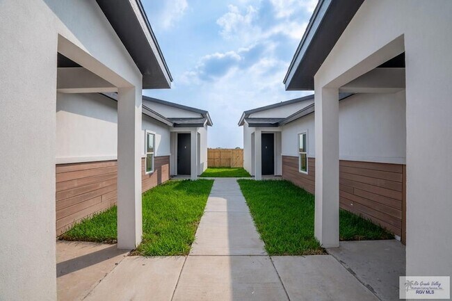 Foto del edificio - 3604 Hidalgo Cir