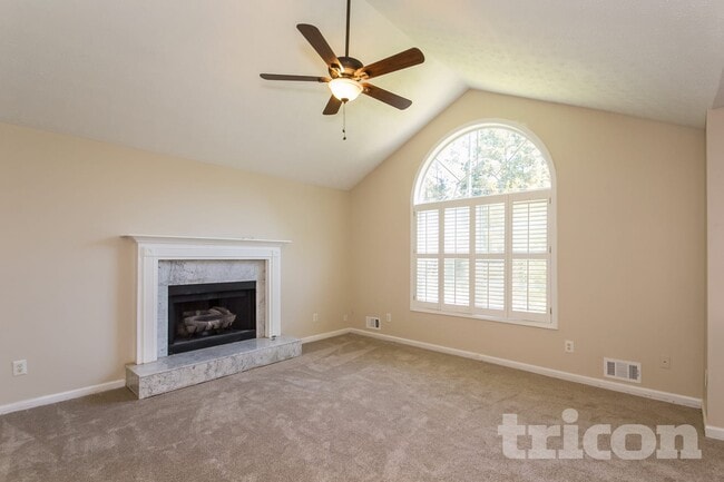 Building Photo - 4408 Lamar Dr