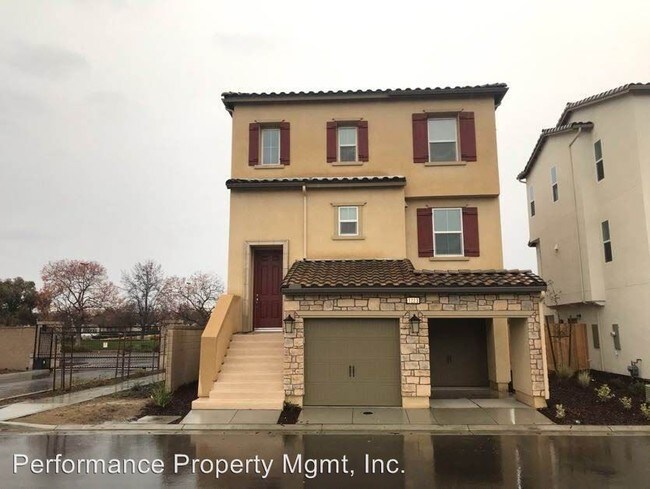 Foto del edificio - 4 br, 4 bath House - 1223 Terrazo Way