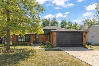 Building Photo - 1416 Sunnybrook Dr