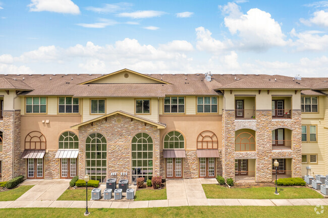 Building Photo - The Crossing Apartments