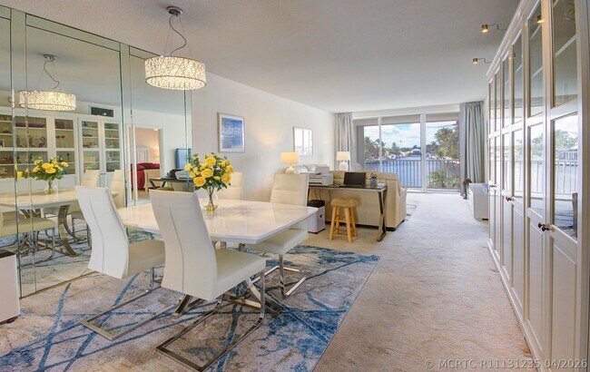 Foto del edificio - 3100 S Ocean Blvd