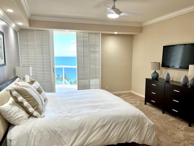 Foto del edificio - 3100 N Ocean Blvd