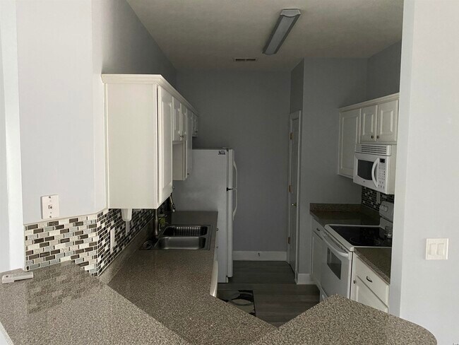 Building Photo - 5001 Harvest Dr