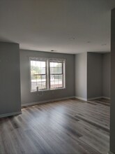 Building Photo - 1621 W Oxford St