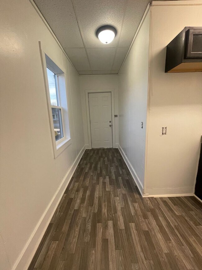 Foto del edificio - Newly Remodeled 1 bedroom duplex available...
