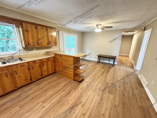 Photo - 1202 Garden Circle House