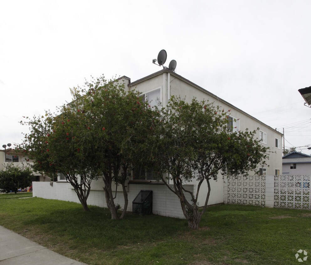 Foto del edificio - 2047 S Sprague Ln