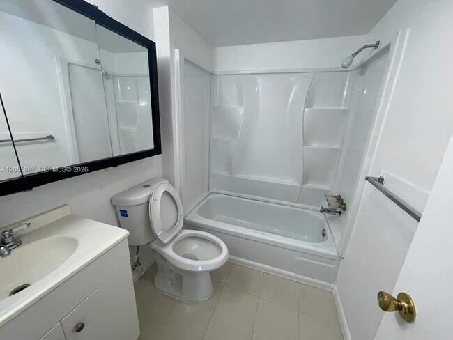 Foto del edificio - 2530 Pierce St