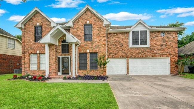Building Photo - 1810 Oakleaf Cir