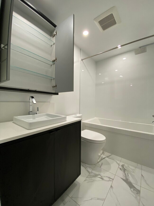 Photo du bâtiment - 4488 Juneau St