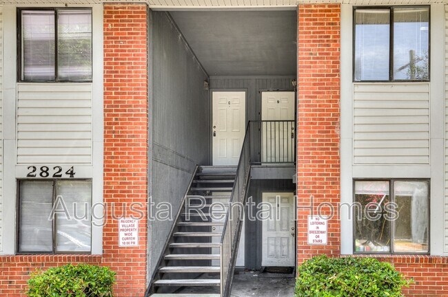 Building Photo - 2824C Thomas Lane