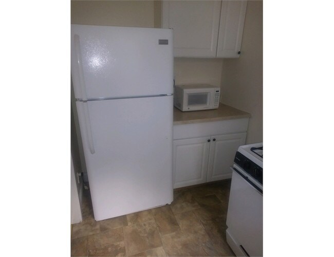 Building Photo - 4128 Audrey Ave #2