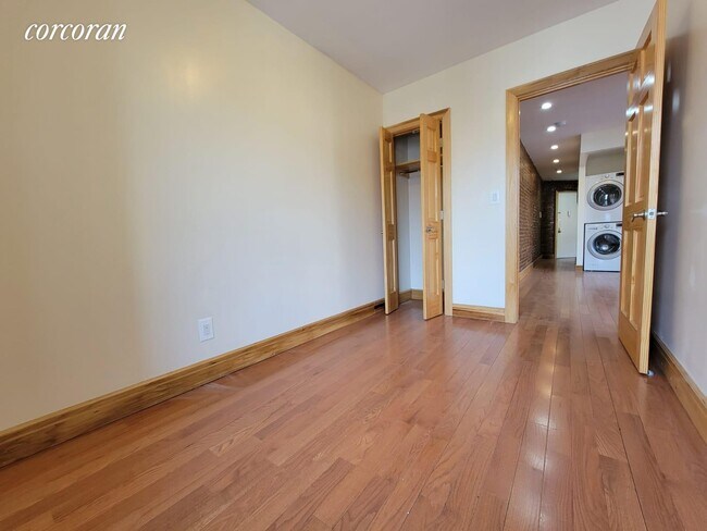 Building Photo - 600 W 139th St