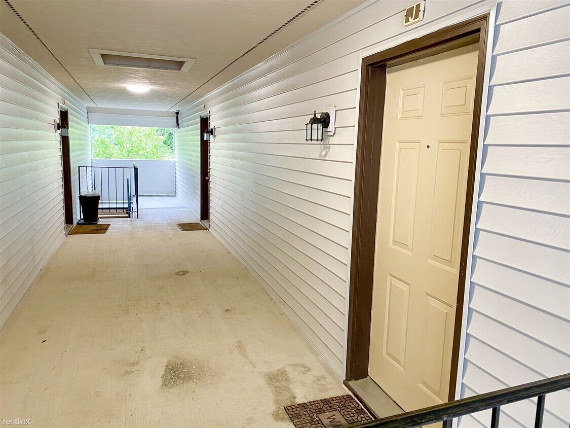 Foto principal - 1649 Carriage House Terrace