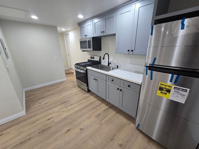 Foto del edificio - 13938 Ragus St