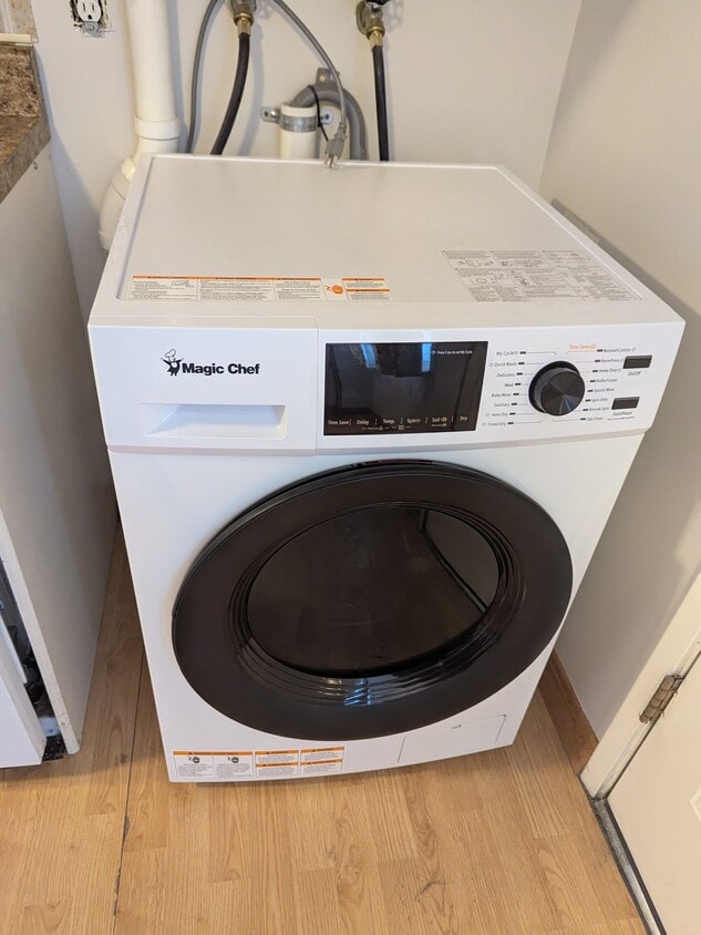 Primary Photo - 1140 E 15th St