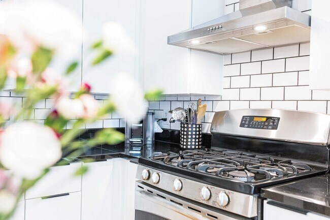 Foto del edificio - 811 4th St NW