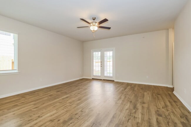 Building Photo - 15571 Caramel Spgs Dr