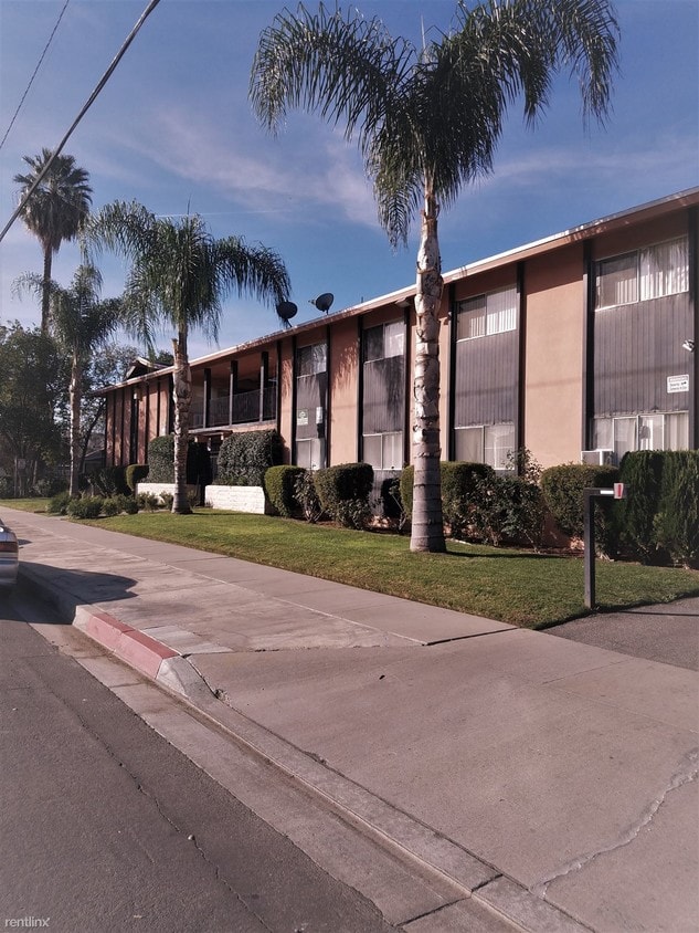 Primary Photo - 10600 Poplar St