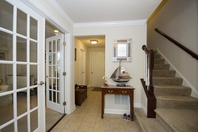 Foto del edificio - 7203 Dorchester Woods Ln