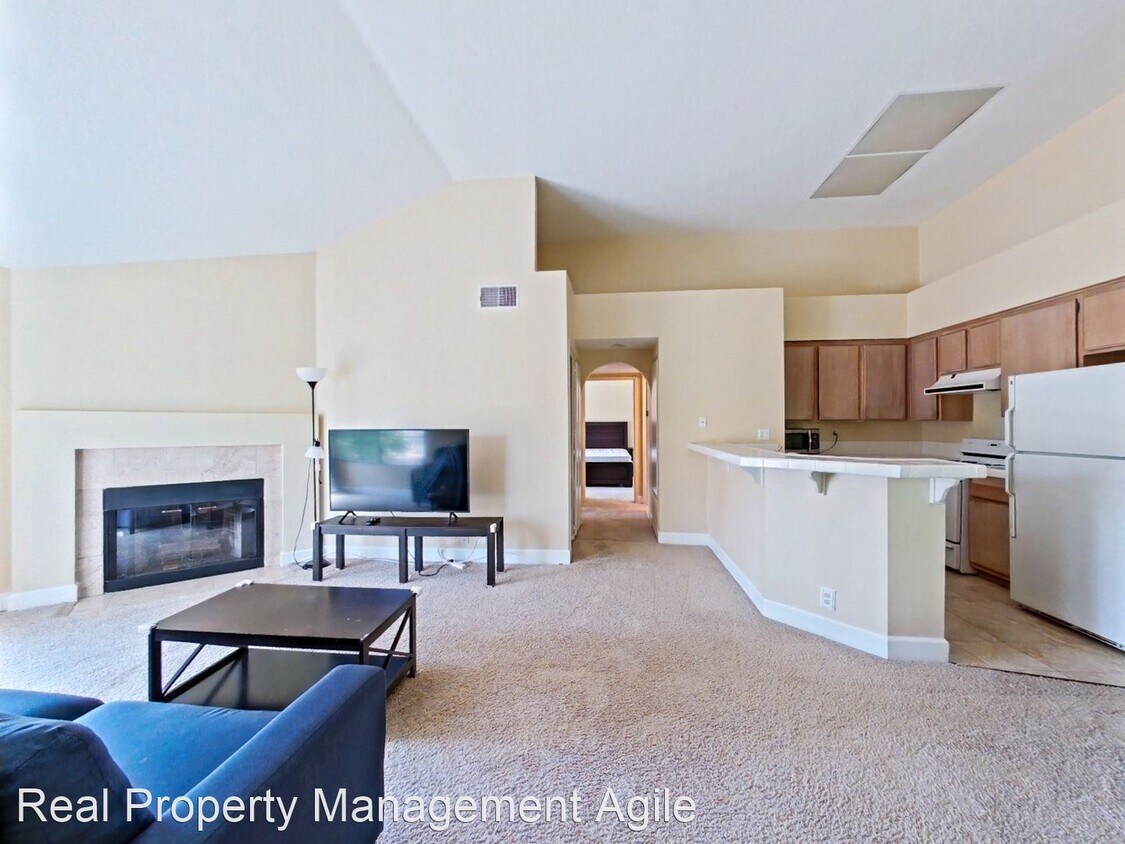 Foto principal - 2 br, 1 bath House - 26571 Las Palmas, #5