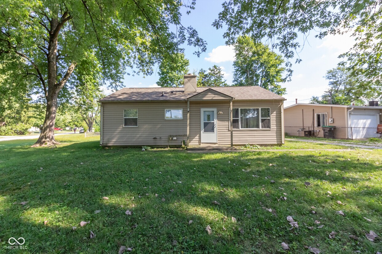 Foto principal - 19 Lynwood Dr