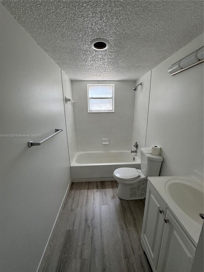 Building Photo - 403 NW 68th Ave