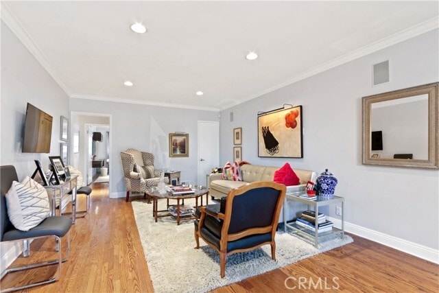 Building Photo - 6 N Alboni Pl