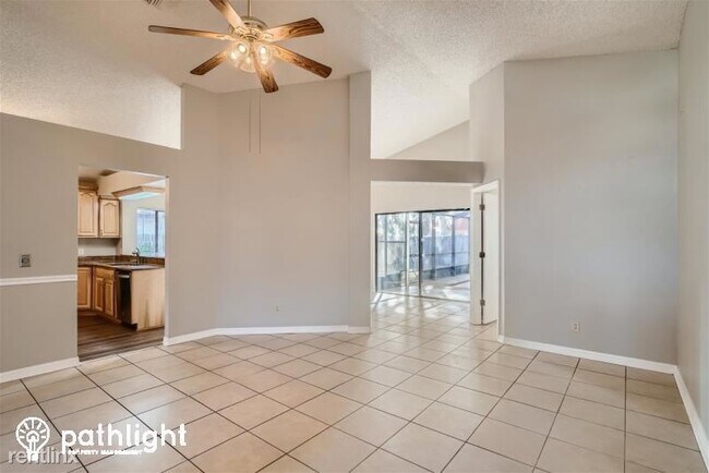 Foto del edificio - 3 br, 2 bath House - 4317 Kipling Ave UNIT