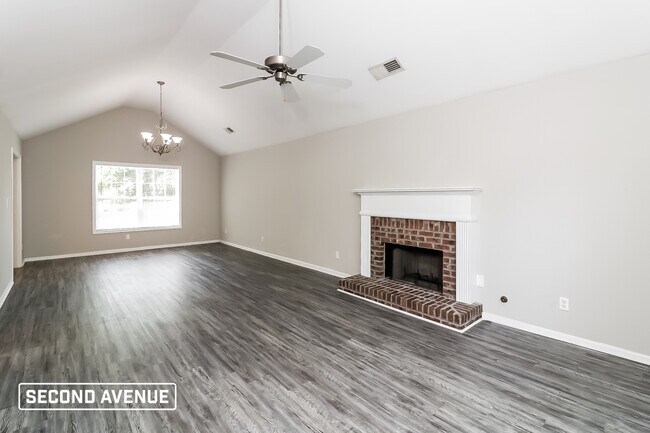 Foto del edificio - 1920 Ripple Creek Ct SW