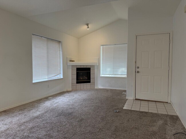 Foto del edificio - 14110 SE Summerfield Loop